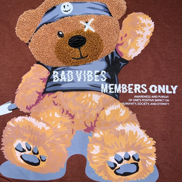 New Members Only Bad Vibes Fuzzy Bear With Knife Funny Shirt Men's Size S NWT - Picture 2 of 6